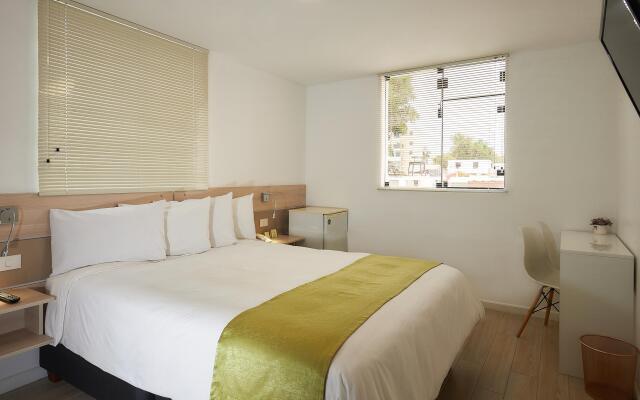 Hotel Natura Inn