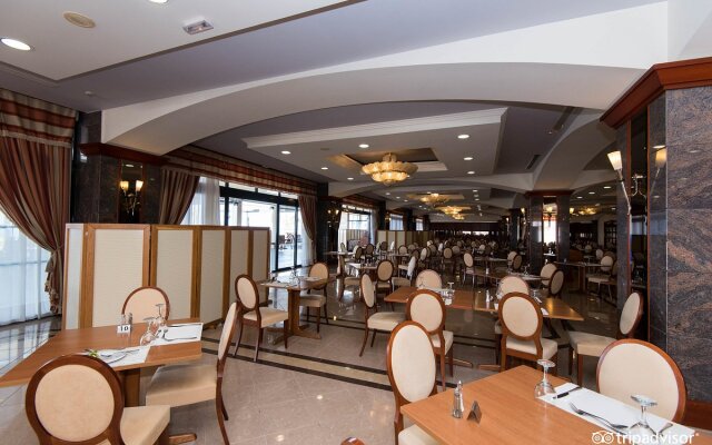 Kipriotis Panorama Hotel & Suites