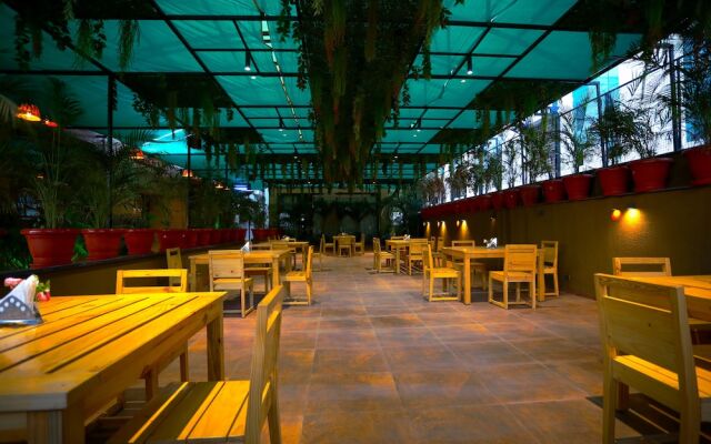Lords Plaza Kandla
