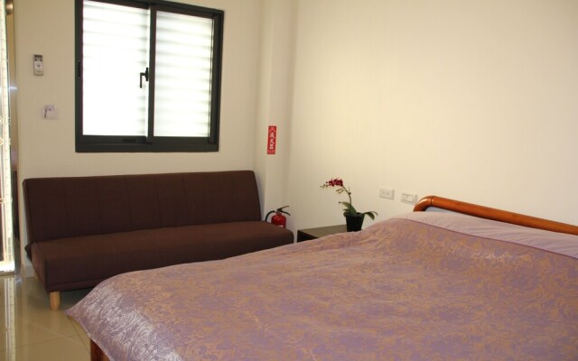 Howj Hostel