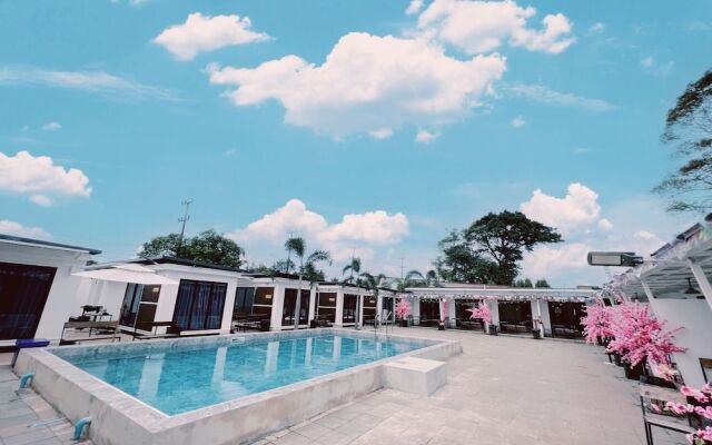 The Toy Beach Resort