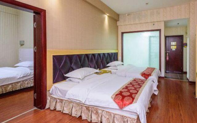 Ganglong Business Hotel