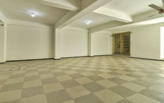 Treebo Sriz Cozy Seethamadhara