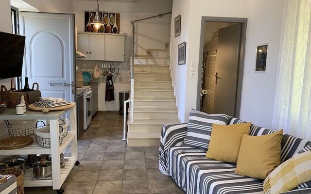 Semi Detached Stone House Great Location