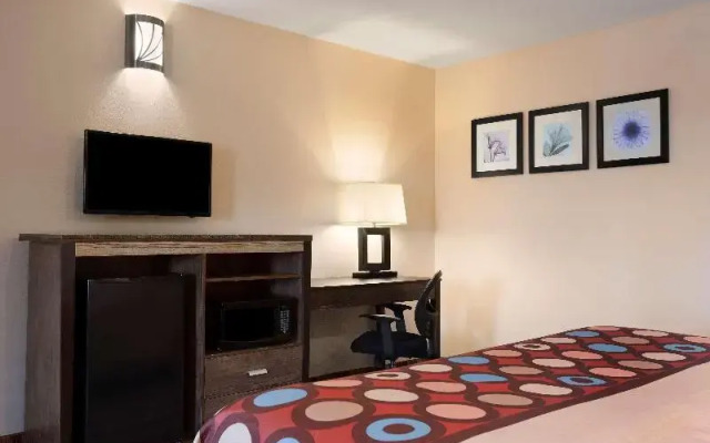 Super 8 By Wyndham Rahway/Newark
