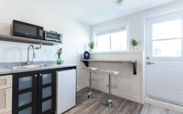 Whale House Guest House