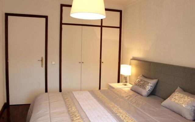 Apartment With one Bedroom in Porto, With Furnished Terrace and Wifi -
