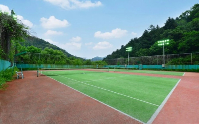 Chuncheon Aisan Tennis Pension