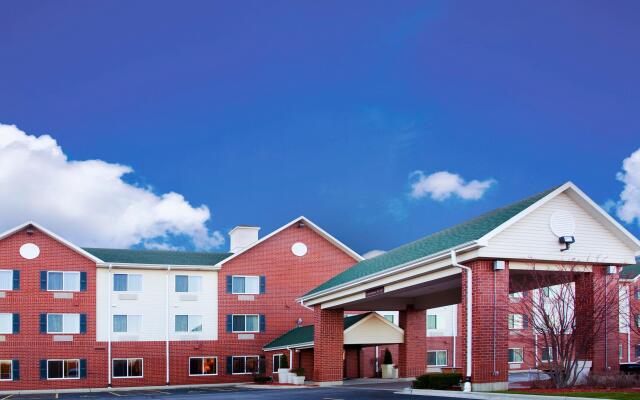 Holiday Inn Express Chicago NW - Vernon Hills, an IHG Hotel