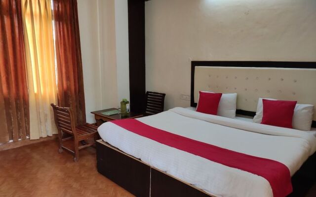 Hotel Green Woods
