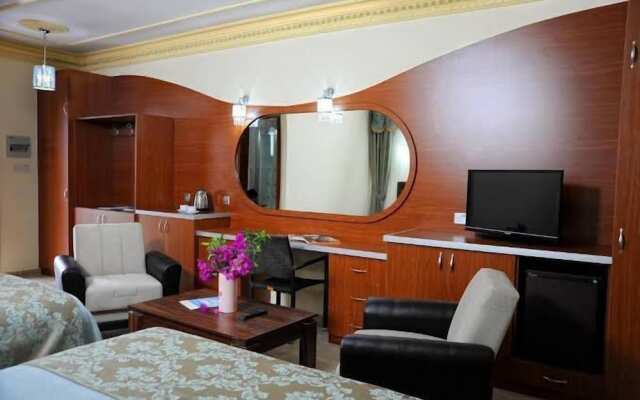River Hill Pearl Hotel