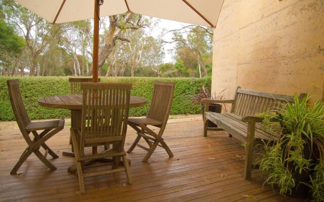 Yalumba Menzies Retreat