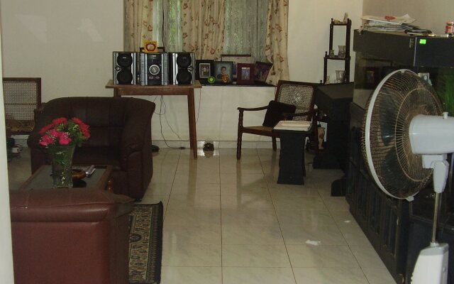 Chamenka Guest House