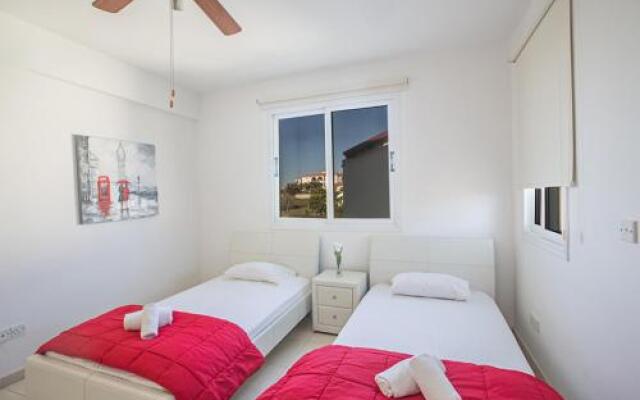 Your Dream Holiday Apartment in Paralimni, Paralimni Apartment 1215
