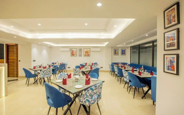 Hotel Triton Grand
