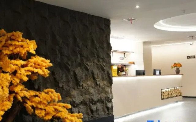 Wuxiang Yashe (Shapingba Yanggongqiao Subway Station Store)