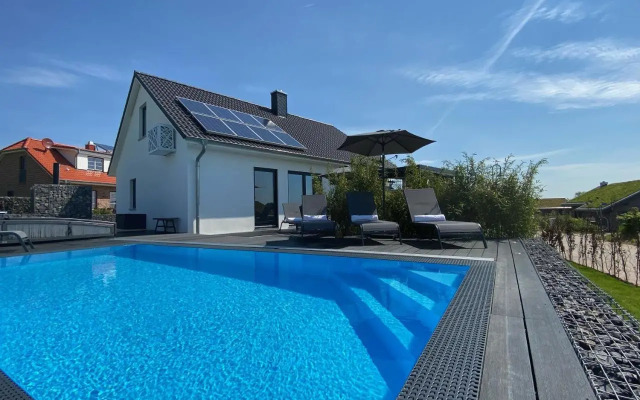hey BEACHVILLA