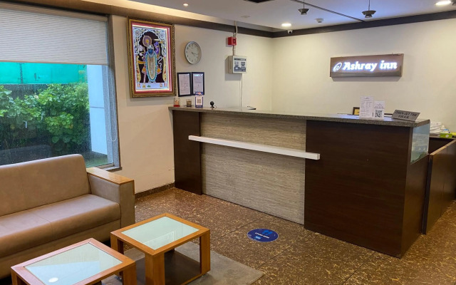 OYO Premium Ashram Road II