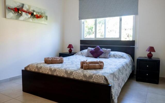 Stylish 2 Bedroom apartment in Pegia