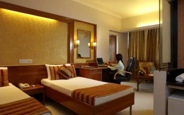 Avion Hotel