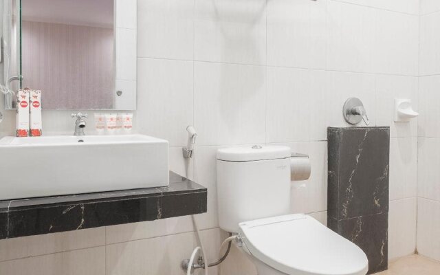 RedDoorz Plus @ Grand Pacifik Hotel Makassar