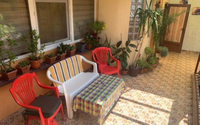 5 Minutes From The Beach