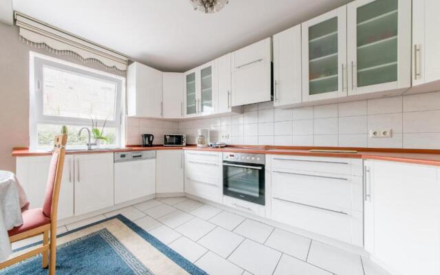 Id 4764  Private House