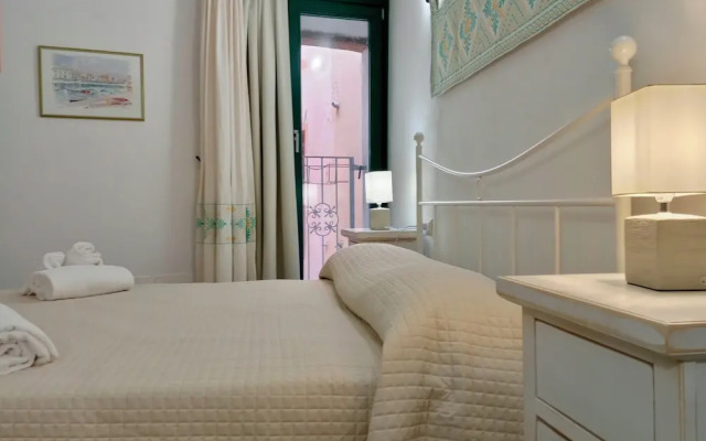 Sardinian Gallery Fonte