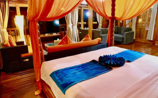 Seahouse Bali Indah Beach Inn