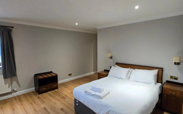 Staindrop Hotel
