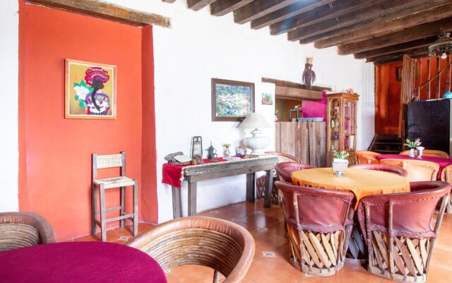 OYO Hotel D' Cervantes