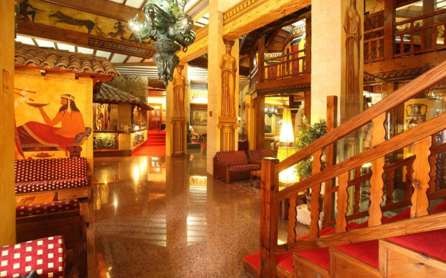 Roman Boutique Hotel