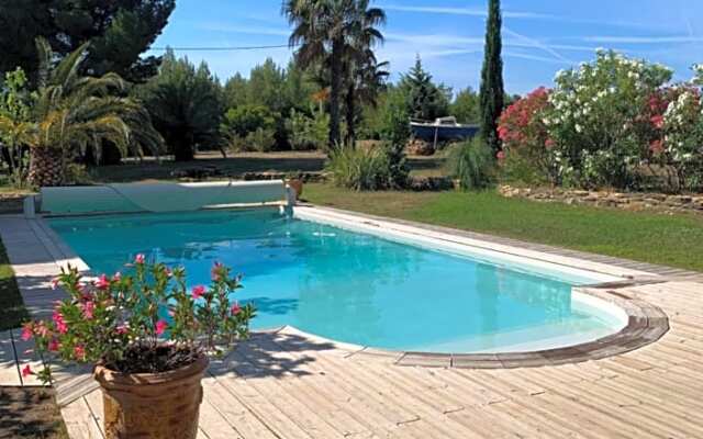 Chambre privée avec accès piscine