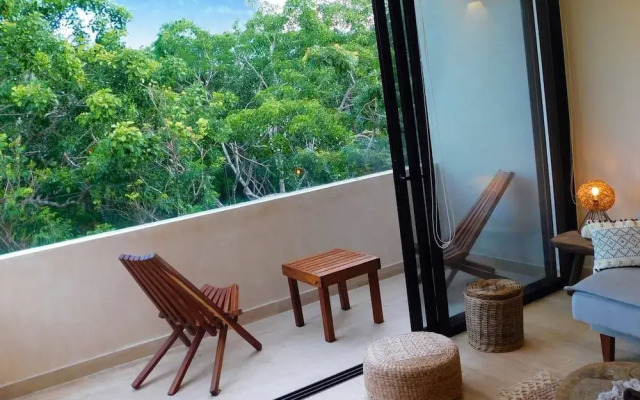 Condo With Amazing Jungle View With Top Amenities