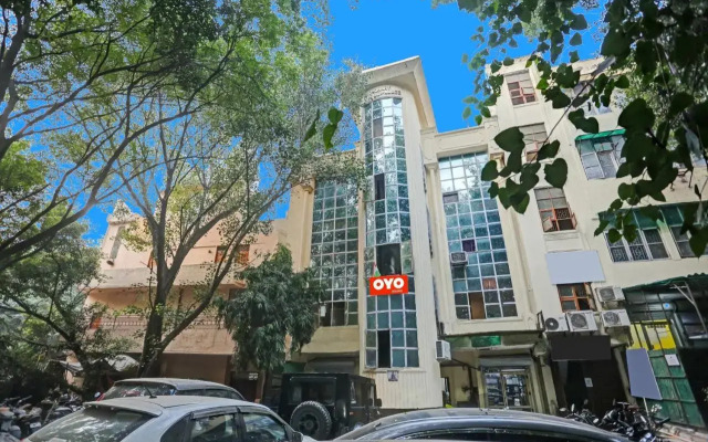 Oyo Flagship 702639 Chaudhary Palace