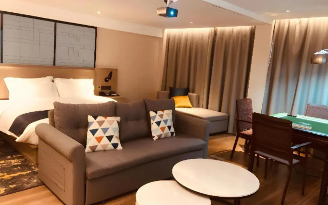 Echarm Hotel Wuhan Huangpi