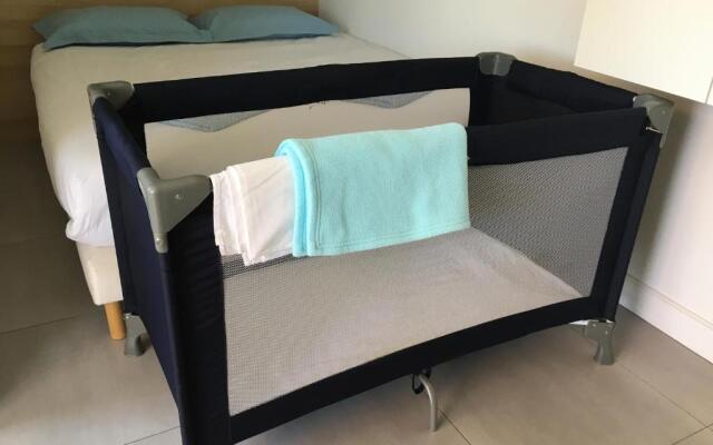 Studio 100m de la mer