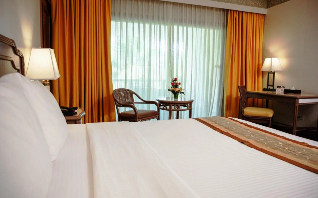 Waterfront Insular Hotel Davao