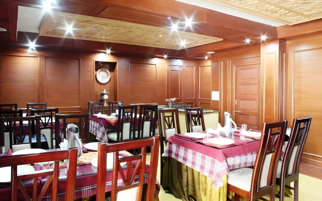 Hotel SADAF