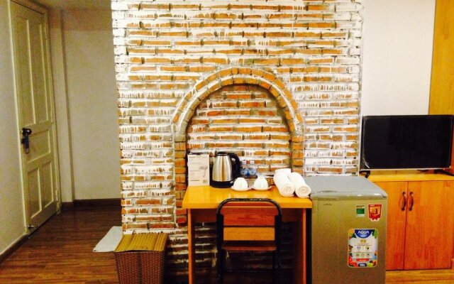 Funny House Apart and Inn