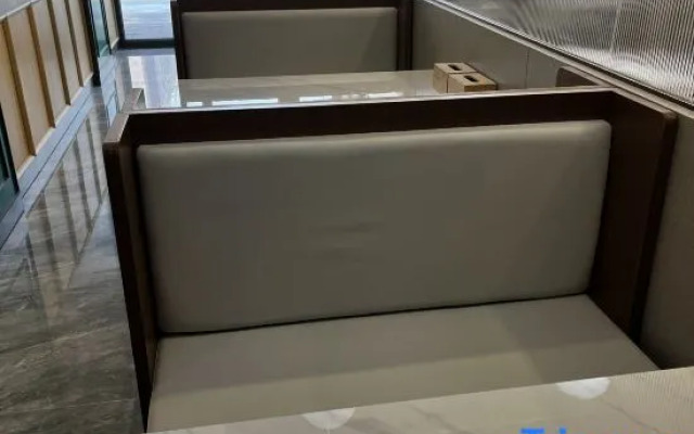 Starway Hotel (Yining Railway Station)