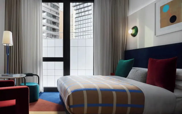 Kimpton Main Frankfurt by IHG