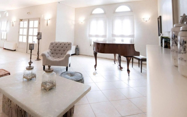Porto Naxos Hotel