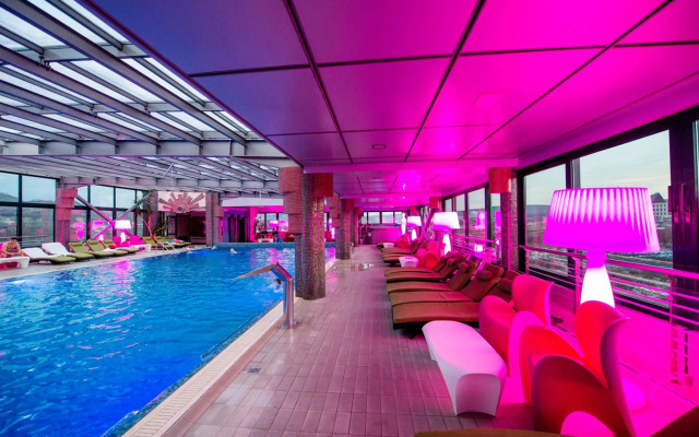 Business Hotel Conference Center & Spa