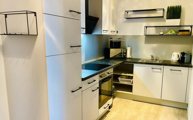 Happy Living Apartments