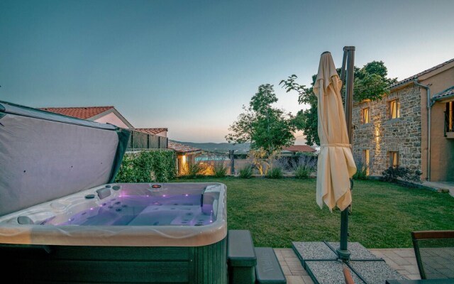 Nice Home in Skofije With 7 Bedrooms, Private Swimming Pool and Outdoor Swimming Pool