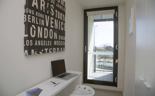 St Kilda Holiday Apartments
