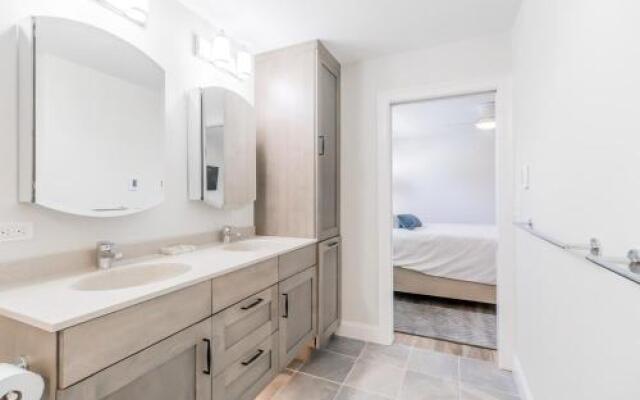 Lighthouse Suites at Pine Point