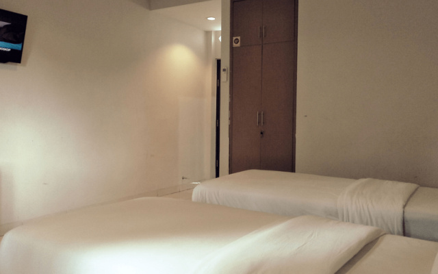 Tango Hostel – Guest Rooms – Bandar Lampung