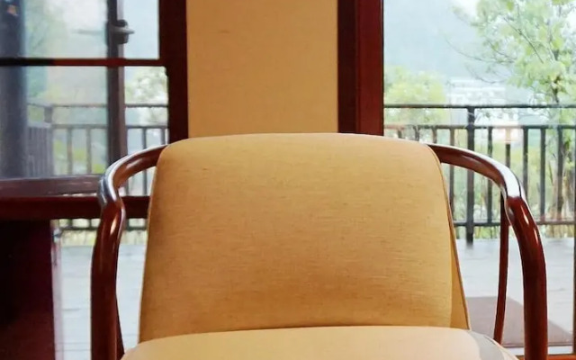 Narada Resort & Spa Cifu Lake Guangxi